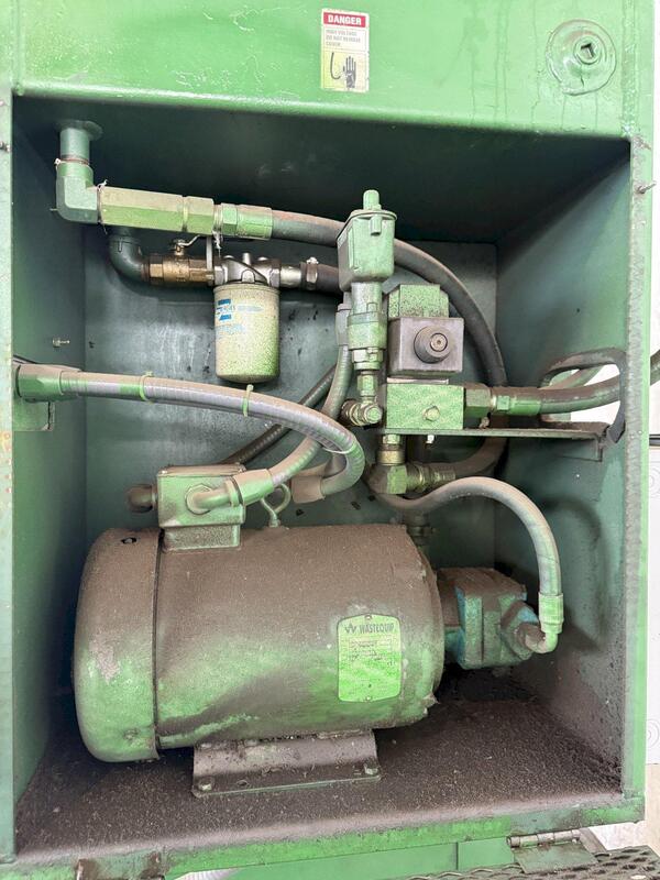 Vertical hydraulic downstroke baler - Image 7