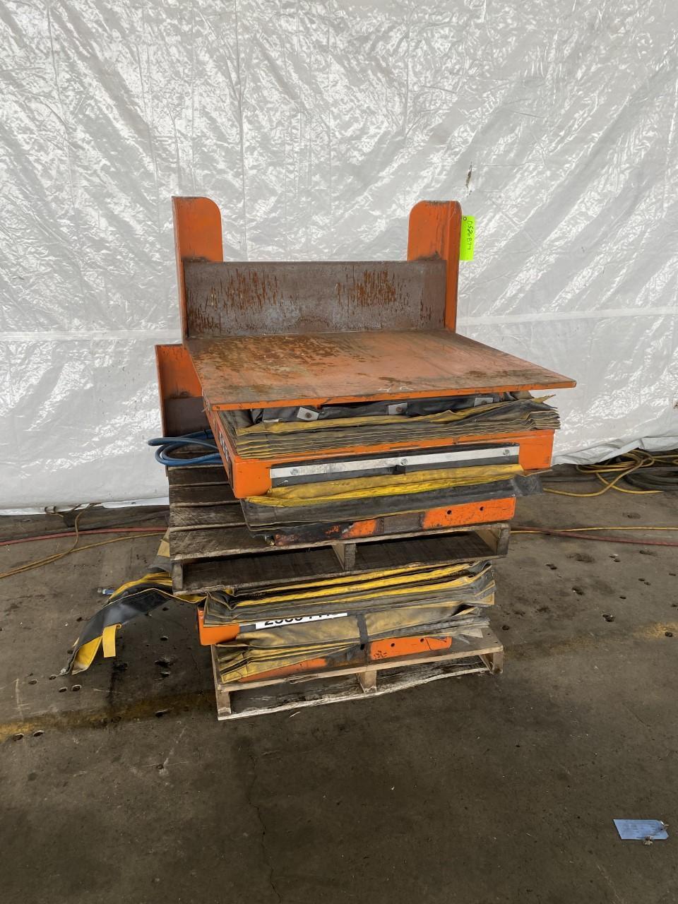 36" x 40" Knight #ALT-3640, pneumatic lift/tilt table (3 available) - Image 1