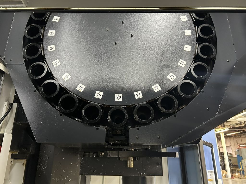 Daewoo Doosan #Mynx-5400/50II, CNC vertical machining center, Fanuc 0iMF, 40.2" X, 21.3" Y, 20.8" Z, 6000 - Image 8