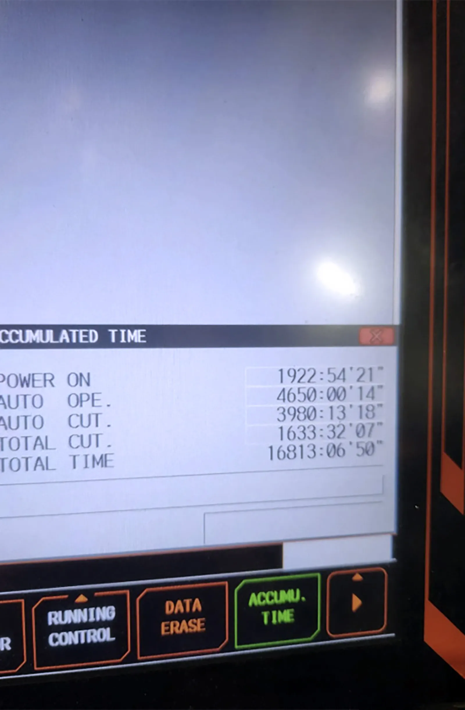 Mazak #HCR-5000, 5-Axis CNC vertical machining center, 28.7" X, 28.7" Y, 28.7" Z, 18000 RPM, CAT 40, 47 HP - Image 2