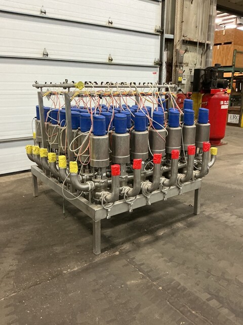 2.5" Alfa-Laval, valve cluster with 42 mixproof CP-3 valves with think top - Image 3