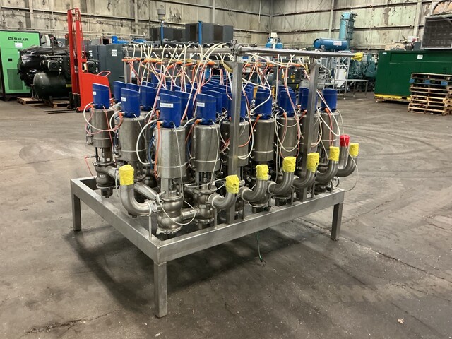 2.5" Alfa-Laval, valve cluster with 42 mixproof CP-3 valves with think top - Image 6