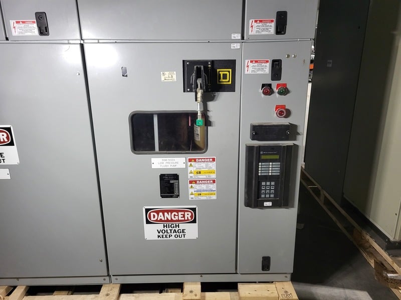 Square D #EG44D, iso-flex motor control ce, 4160 Volts, (3) Vacuum Motor Starters, 2000 amp horizontal bus - Image 4