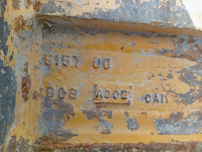 Caterpillar D10, Dozer Ripper Frame/Ripper Attachment - Image 2
