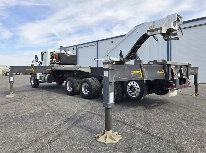Peterbilt #567, heavy-duty commercial truck, Paccar MX-13 diesel engine, 6 cyl., 8685 mile, 2020 - Image 1