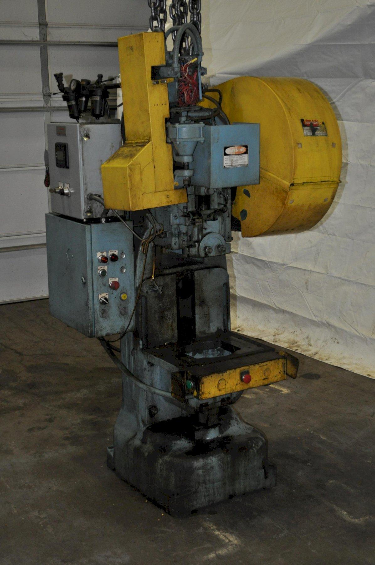25 Ton, horn press, 4" stroke, 4.25"-15.25" shut height, 2" adj., 5.5" x 8.5" ram, 14" x 20" bed, 135 SPM - Image 3