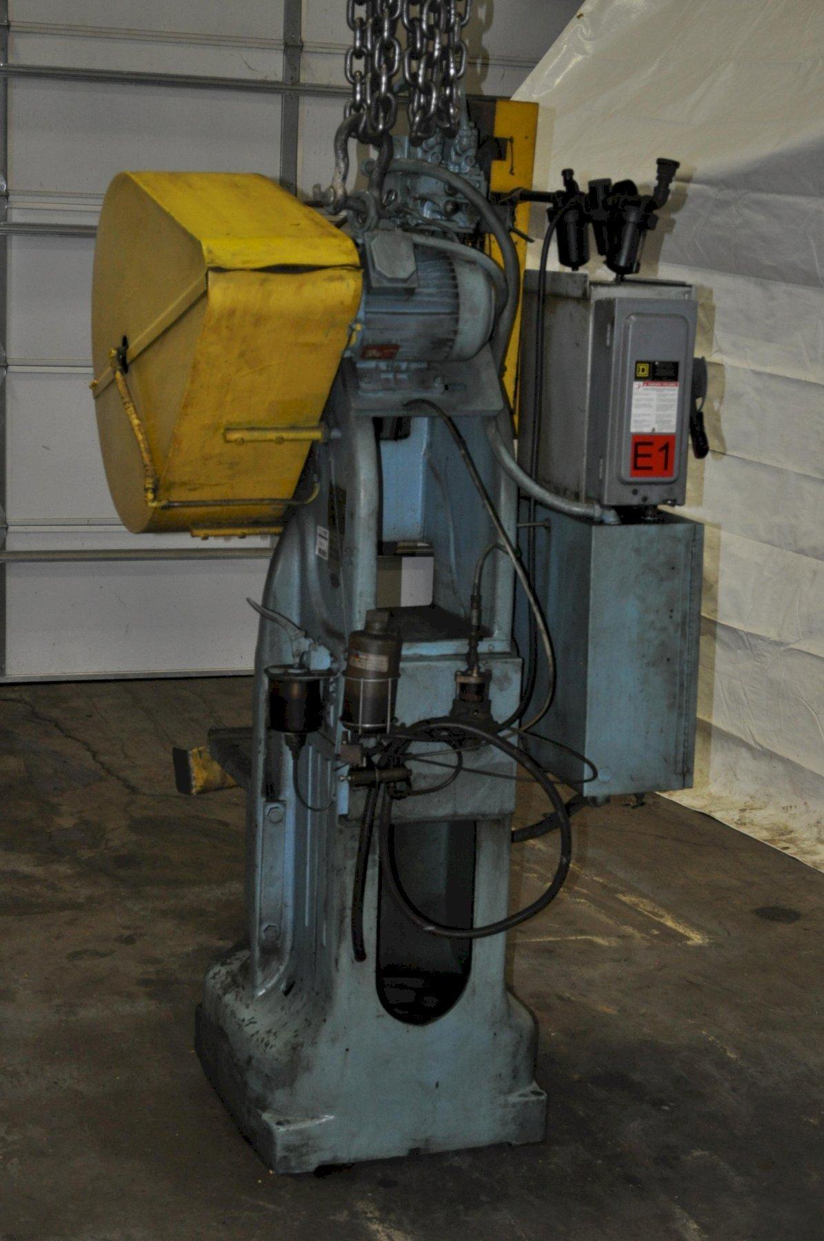 25 Ton, horn press, 4" stroke, 4.25"-15.25" shut height, 2" adj., 5.5" x 8.5" ram, 14" x 20" bed, 135 SPM - Image 8