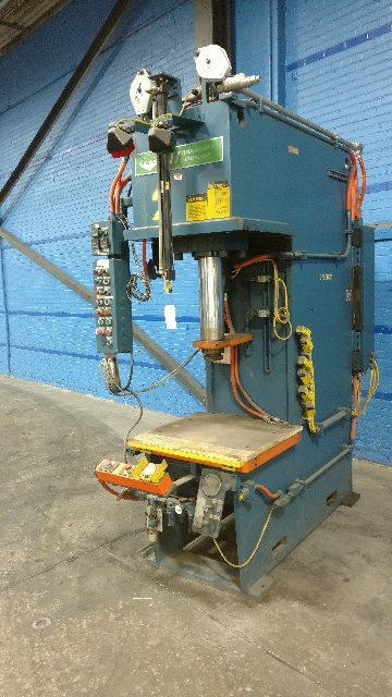 50 Ton, P & H #OGF-50, hydraulic press, 15" stroke, 34" daylight, 30" x 27" bed, 8" bore, 1990 PSI., 15 HP - Image 1