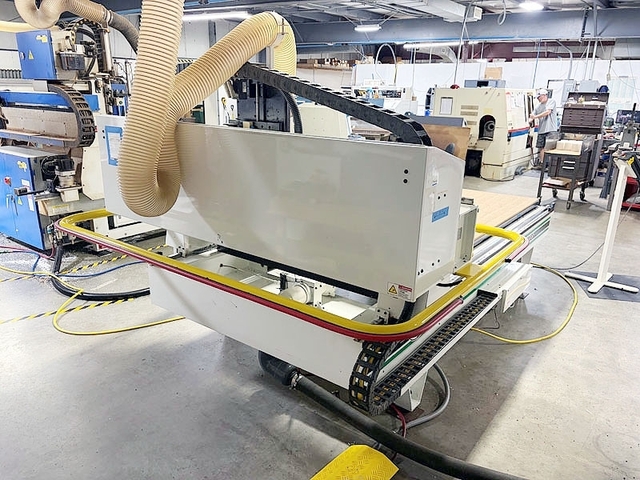 Onsrud #97M12-Mate-Series, 3-Axis CNC Moving Gantry Router, 97" X, 49" Y, 9" Z, 97" x 49" table, 12 HP - Image 5