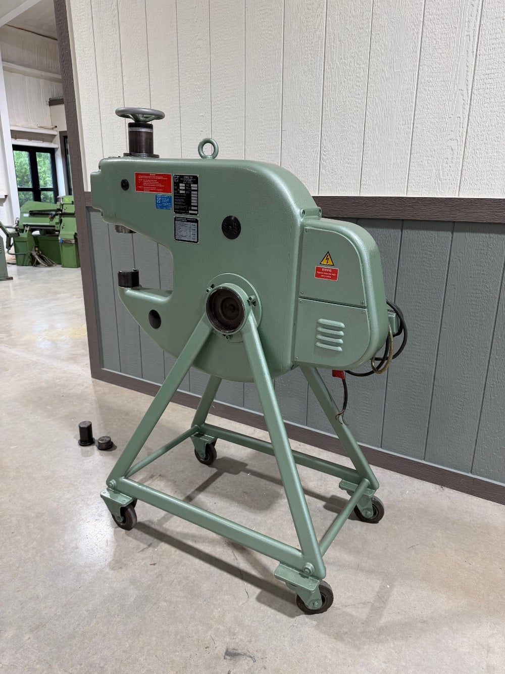 Eckold #KF314, Shrinking & Stretching Machine, Capacity: 14 Gauge Mild Steel, Throat: 13", Strokes/Min: 400 - Image 3