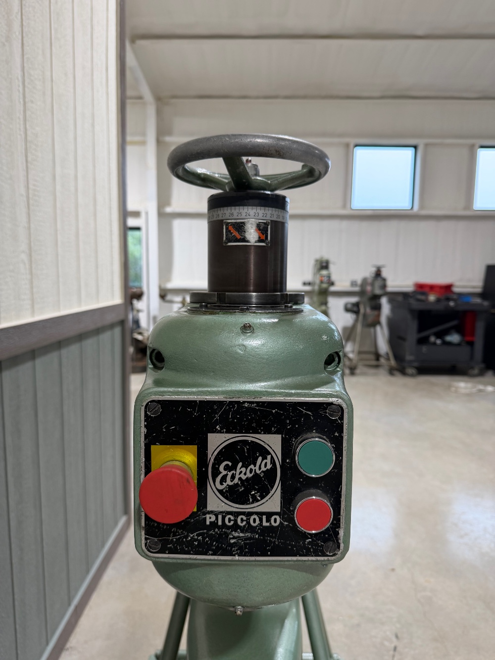 Eckold #KF314, Shrinking & Stretching Machine, Capacity: 14 Gauge Mild Steel, Throat: 13", Strokes/Min: 400 - Image 6