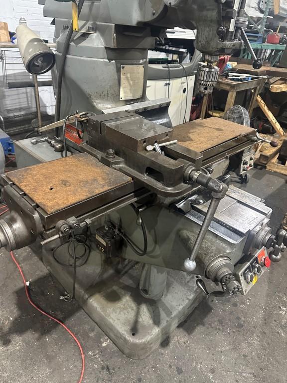 Bridgeport #Series-I, vertical mill, 9" x42" table, 2 HP, Sony 1-Axis digital read out, Bijur one shot lube - Image 7