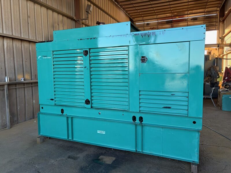 350 KW Cummins Onan #300DFCB-2272, standby diesel generator set, 465 BHP @ 1800 RPM, 918 hours - Image 6