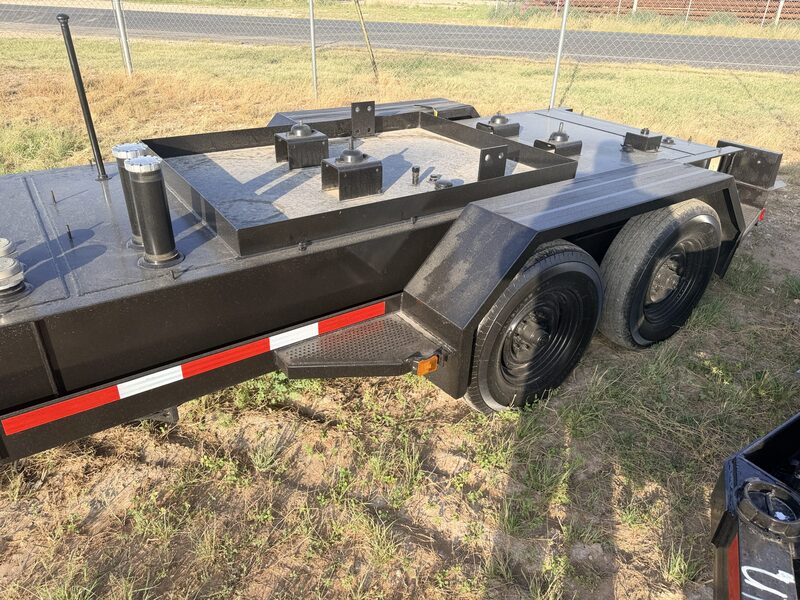 Caterpillar #14k, generator trailer, tandem 7,000 lb. axles, electric brakes, pintle hitch - Image 6