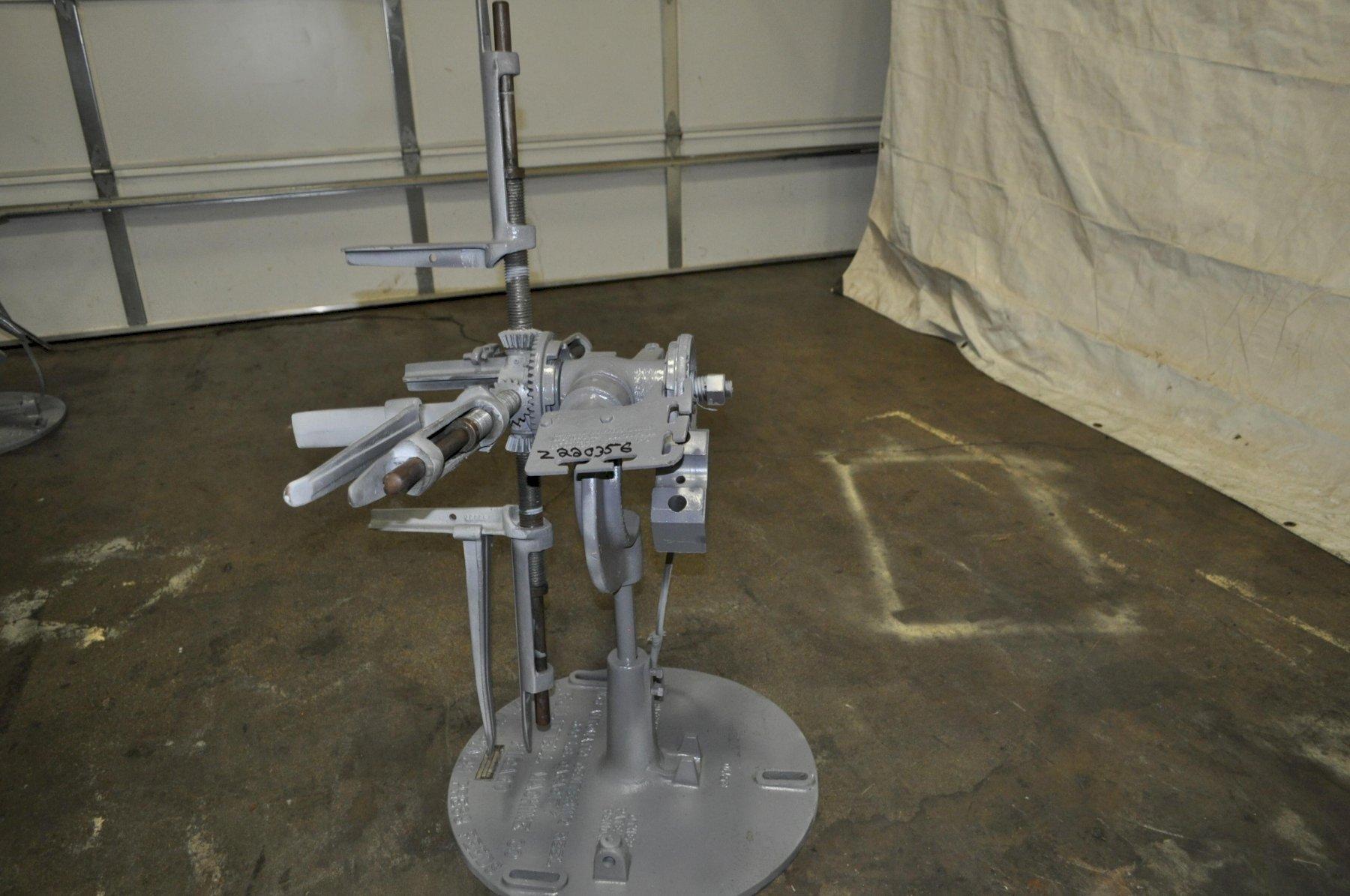 300 lb. Littell #3, non-motorized uncoiler, 8.5" mandrel, 55" outside dimensions, 8.5"-21" ID, manual - Image 2