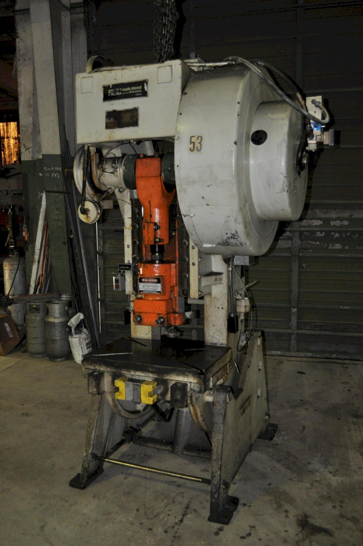 60 Ton, South Bend #60FWAC, OBI flywheel press, 4" stroke, 12.5" Shut Height, 3" adj., 100 SPM, 32" x21" bed - Image 2