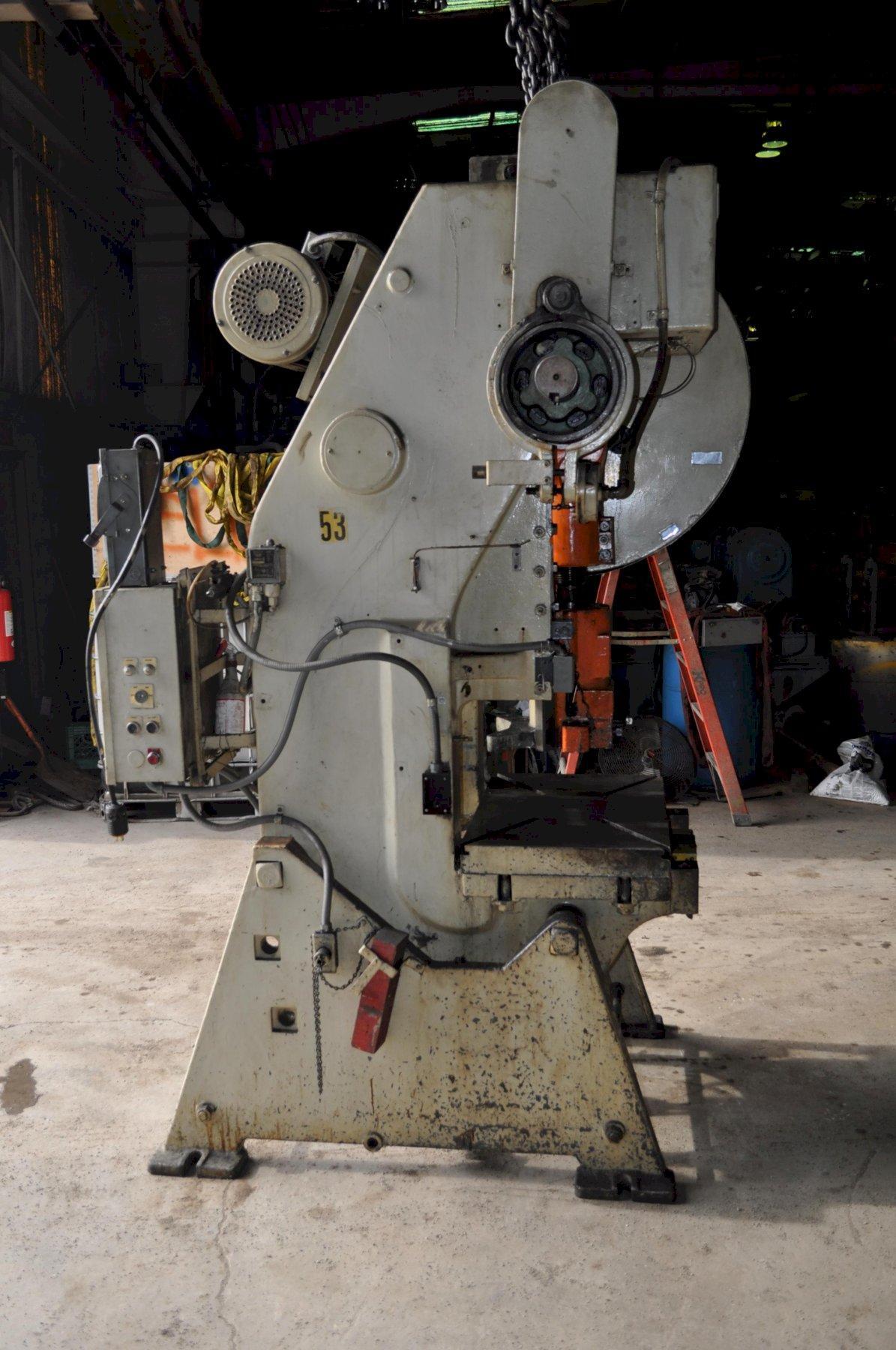 60 Ton, South Bend #60FWAC, OBI flywheel press, 4" stroke, 12.5" Shut Height, 3" adj., 100 SPM, 32" x21" bed - Image 4