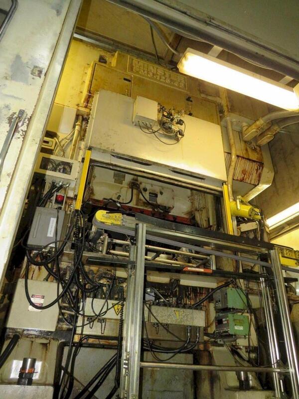 125 Ton, Minster #PM3-125, straight side double crank press, 1.1" stroke, 22.8" Shut Height, 190-600 SPM, 48" - Image 4