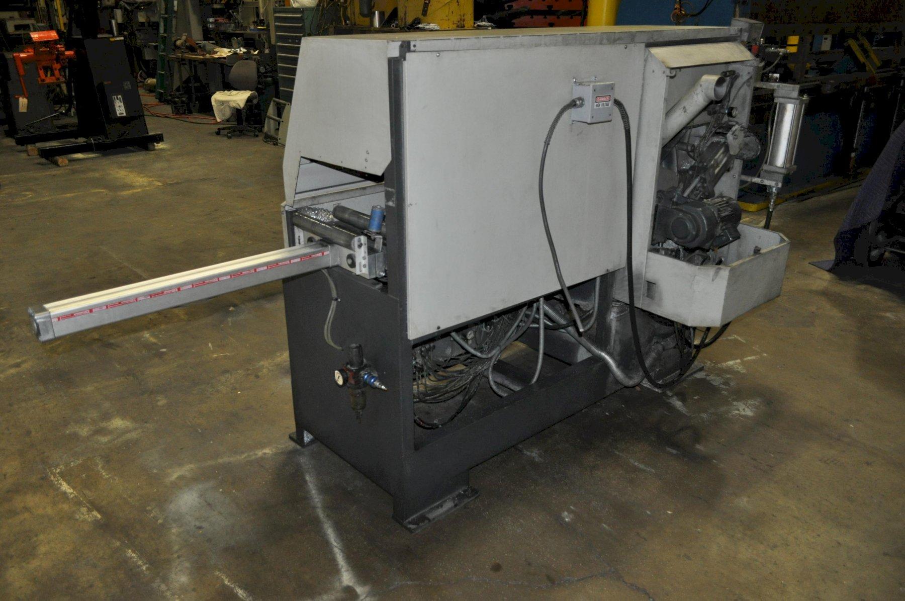 7" Elumatec #SA-142/35, automatic miter saw, non-ferrous, 90-45° tilting, 19.6" blade, 3400 RPM, entry/exit - Image 8