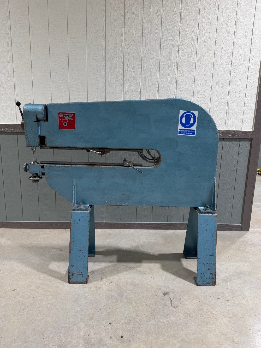 No. 1000 Nibbler Junior, Nibbling Machine, Capacity 1/16", Throat Depth: 42", 1HP (Many Other Nibblers - Image 2