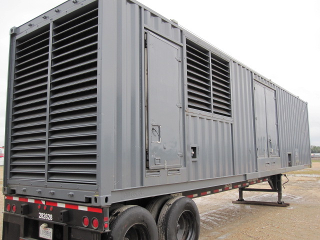 1650 KW MTU #12V4000, diesel generator set, 277/480 Volts, 3-phase, 2322 hours, 1800 RPM, Tier 1, sound - Image 1