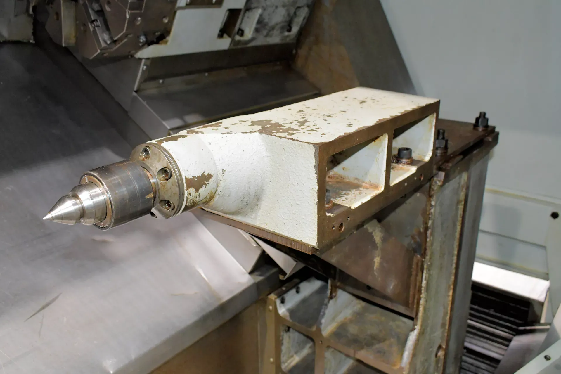 Haas #SL-40L, CNC lathe, 34.5" swing, 15" chuck, 3-jaw, 4" bar, 25.5" dia., 80" lgth, 80" long bed, A2-8, 10 - Image 8