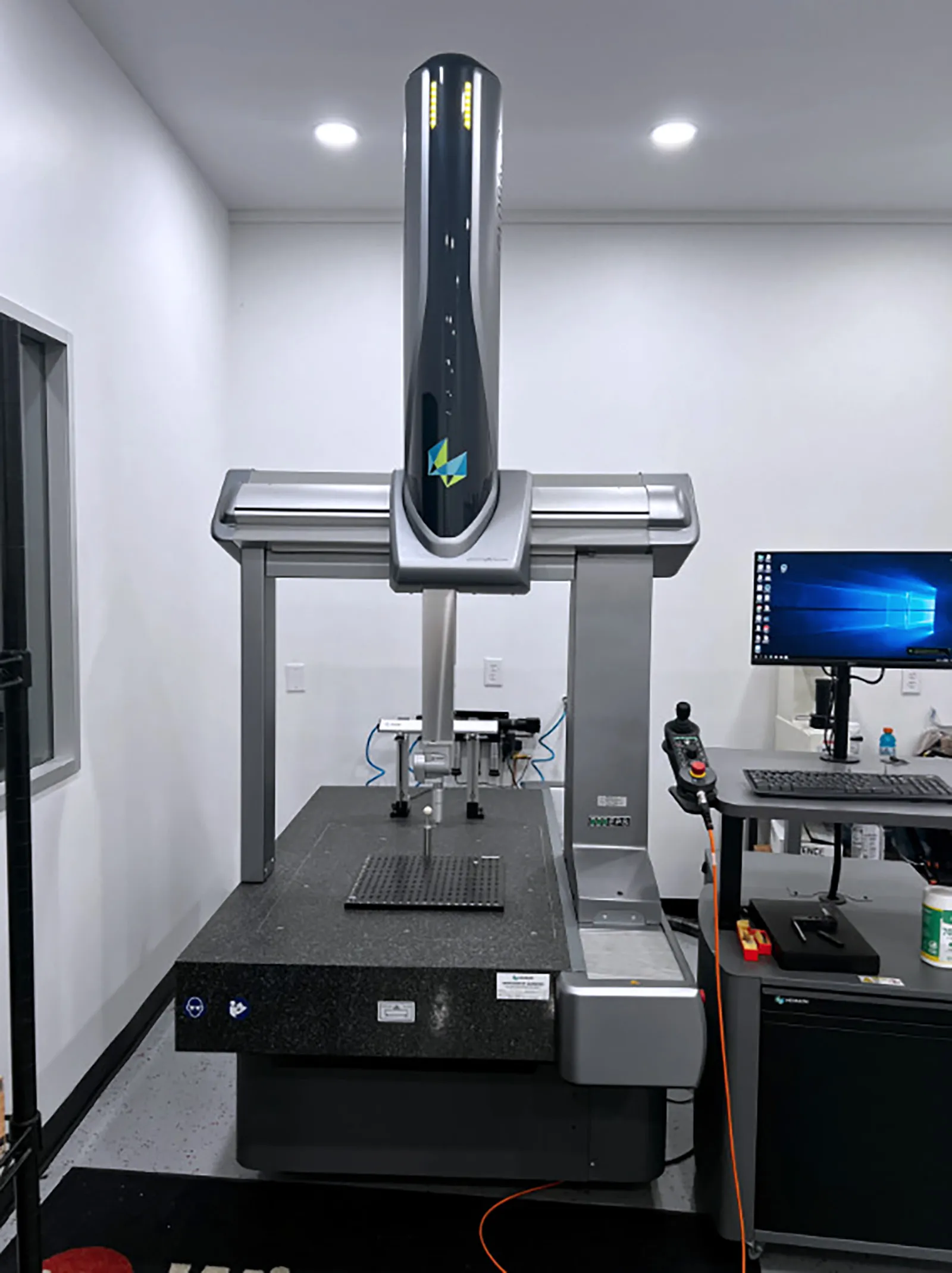 Hexagon #Global-S-Green-7.10.7, coordinate measuring machine, 27.5" X, 39.4" Y, 26" Z, PC-DMIS 2024.1, 2022 - Image 1