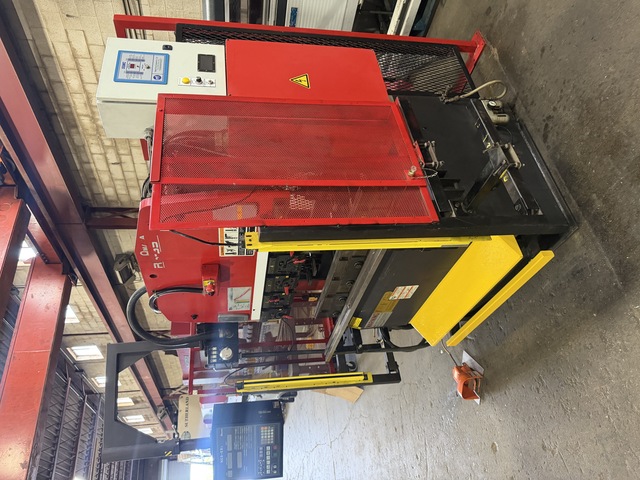 38 Ton, Amada #RG-35S, Hydraulic Press Brake, 49.3" max. bending length, 47.3" table length, 40.2" between - Image 3