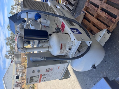 125 psi, Gardner Denver #EPE99K08, Rotary Screw Air Compressor, 200 psi @ 250°F receiver tank, 25 HP, 460 - Image 4