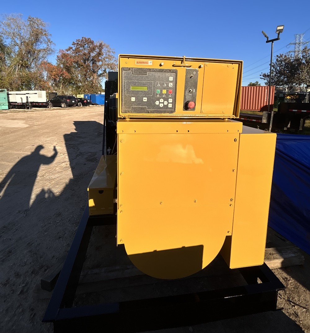 500 KW Caterpillar #C15, diesel generator set, standby, 277-480 Volts, 2024 - Image 3