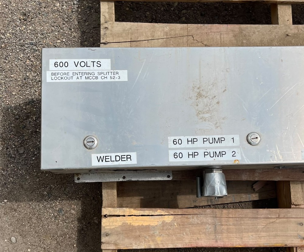 400 Amps, Type 4X Weatherproof, 48inch Splitter Trough (4-Pole) - Image 3