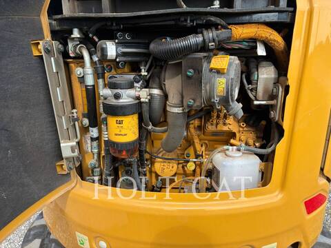 Caterpillar 301.8, 69 hours, S/N: H8X02137, 2020 - Image 7
