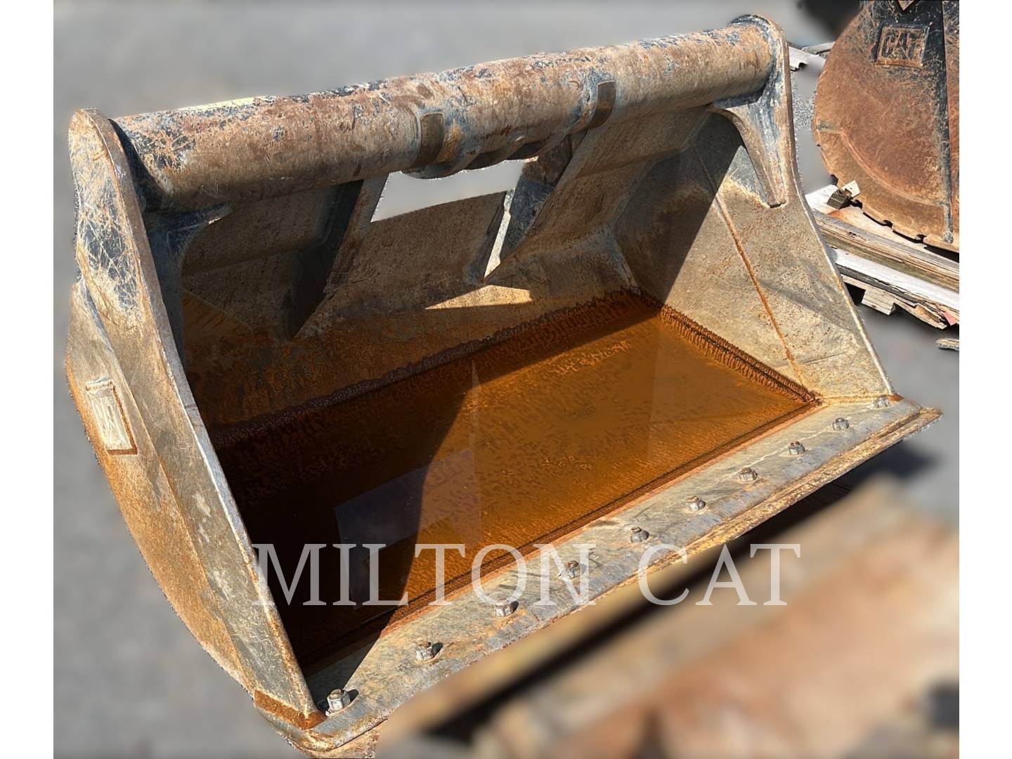 Caterpillar 60" DC BUCKET, PIN LOCK, Bucket, S/N: MHC15541, 2023 - Image 2
