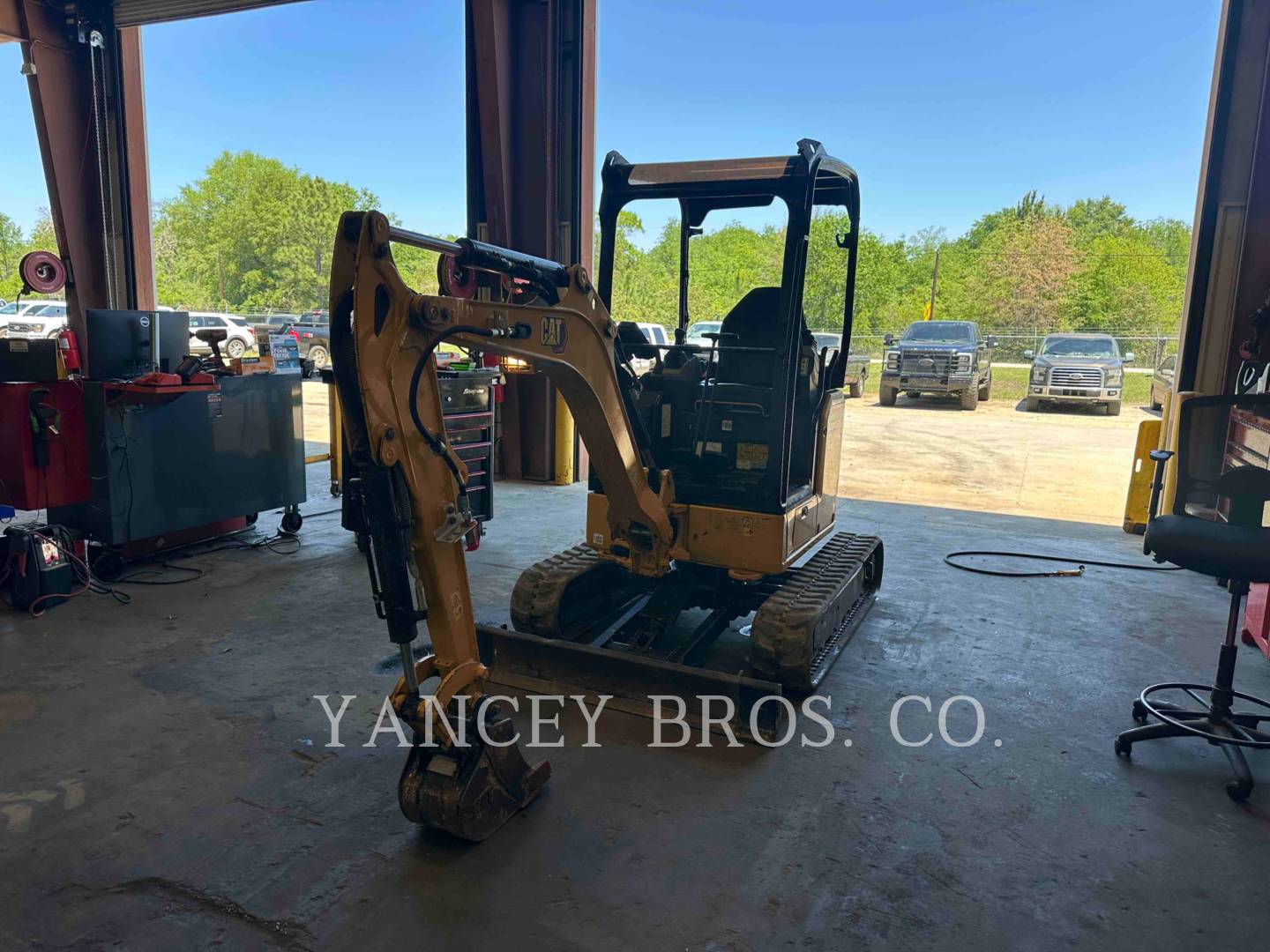 Caterpillar 30205CR, 1198 hours, S/N: RHM03795, 2022 - Image 1