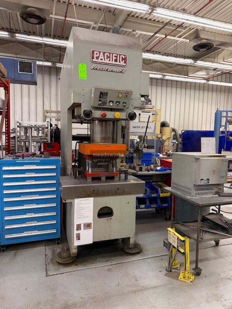 200 Ton, Pacific #PressFormer-II, Hydraulic Press, 4-post, dual palm button controls, 230 V. - Image 1