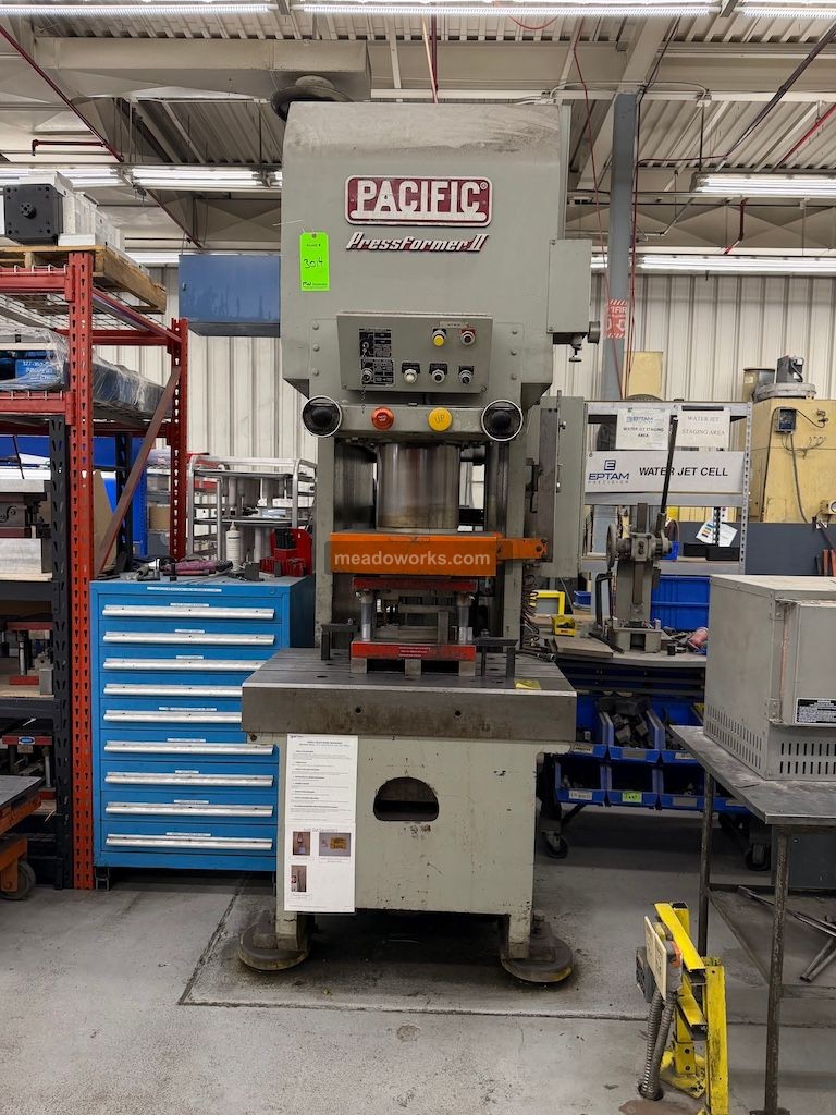 200 Ton, Pacific #PressFormer-II, Hydraulic Press, 4-post, dual palm button controls, 230 V. - Image 8