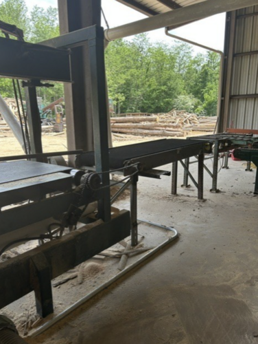 Morgan, Scragg Sawmill, sharp chain, log deck, outfeed conveyor - Image 2