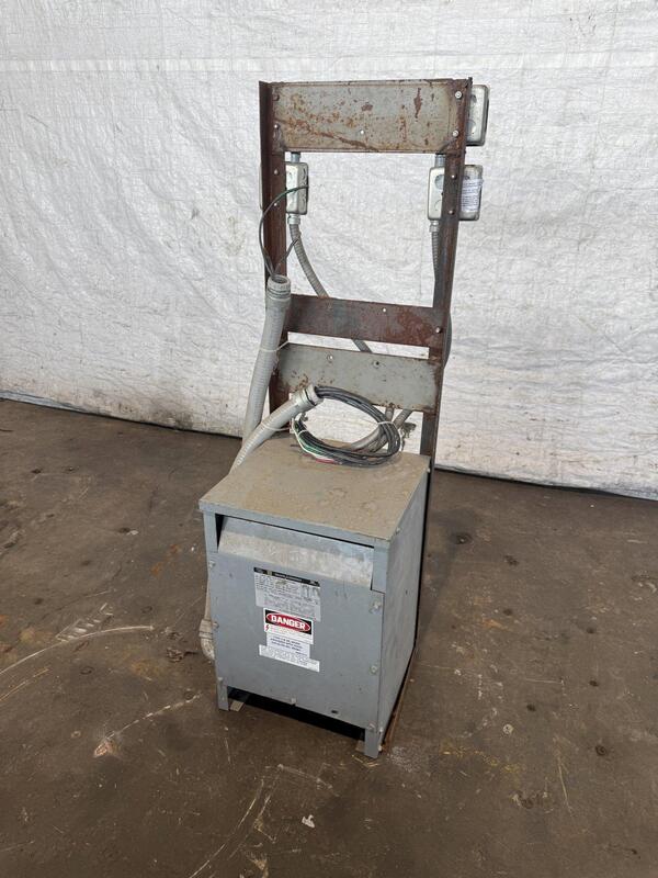 25 KVA 240/480 Primary,, 120/240 Secondary, Square D, transformer, 60 Hz., single phase - Image 3