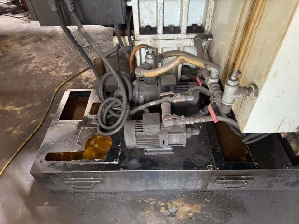 Hurco #VMX24, CNC vertical machining center, 24" X, 20" Y, 24" Z, 10000 RPM, CAT-40, 12 HP, 24 automatic tool - Image 9