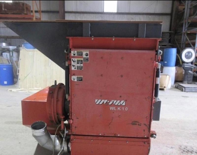 Weima #WLK-10, vertical wood waste grinder, 50 HP, 14-1/2" diameter V-Rotor, 39.4" x 47.2" hopper, 60-120 - Image 2