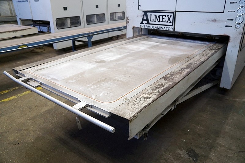 Shaw Almex #TL-6-4-8, thermofoil laminating vacu, (2) trays, 59" x 114" platens, 300 PSI, 300&deg; F, 240 Gal. - Image 3