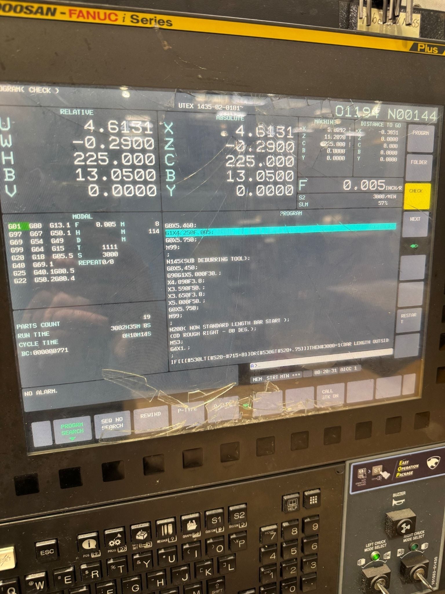Daewoo Doosan #Lynx-2100LSYB, CNC lathe, 23.6" swing, 8" chuck, 2.6" bar, 11.8" diameter, 20" length, 20 HP - Image 2