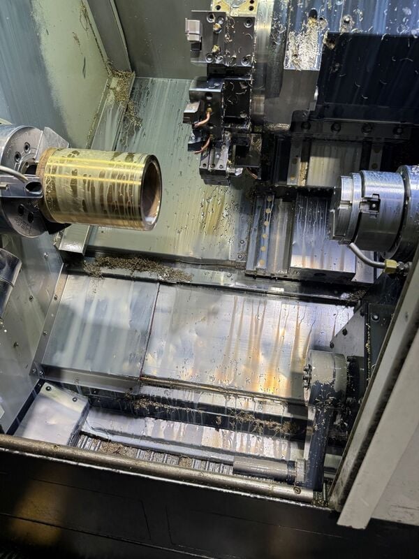 Daewoo Doosan #Lynx-2100LSYB, CNC lathe, 23.6" swing, 8" chuck, 2.6" bar, 11.8" diameter, 20" length, 20 HP - Image 3