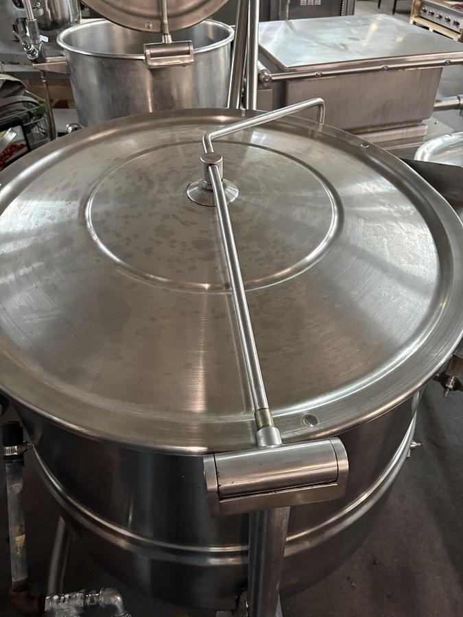 60 gallon Cleveland Range #KDL-60T, tilting direct steam kettle, 2" TDO, 50 PSI @ 298°F, Stainless Steel E-Z - Image 9