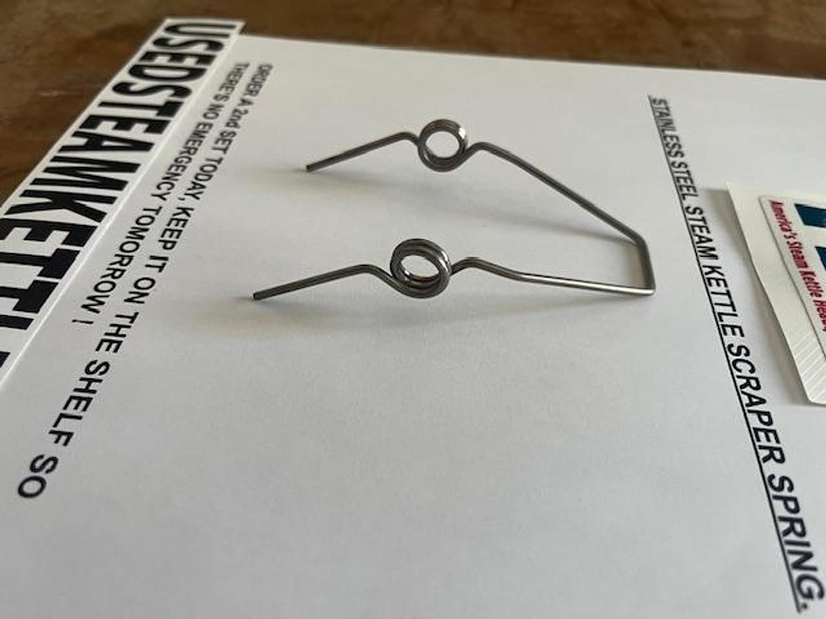 Lee style Stainless Steel scraper spring, fits 3.5" x 4.5" round & square front kettle scrapers, 2026 - Image 2