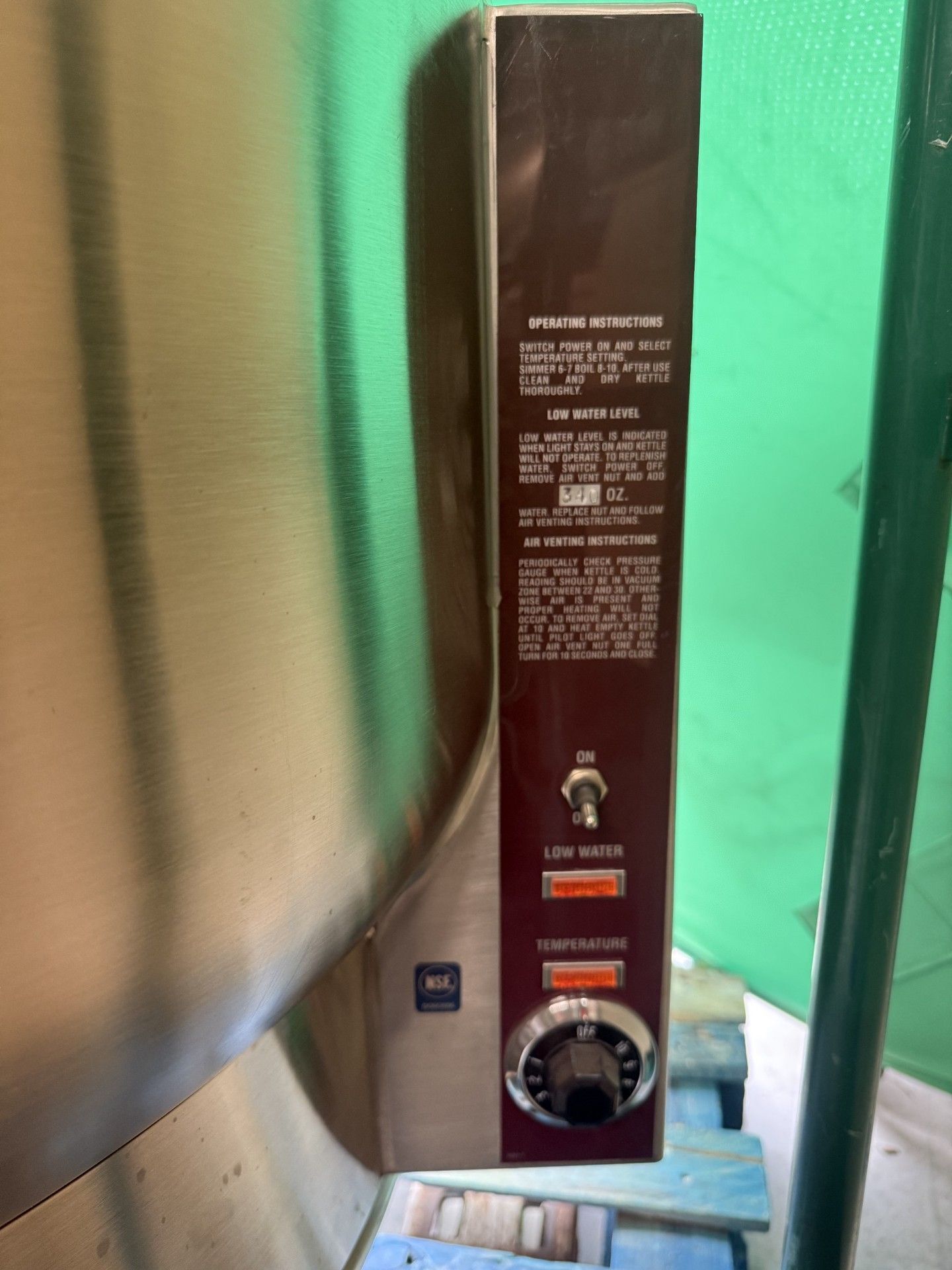 Southbend Crown #KELS-80, electric self contained stationary steam kettle, 2" TDO, 208 V. 3 Ph., E-Z Lift - Image 5