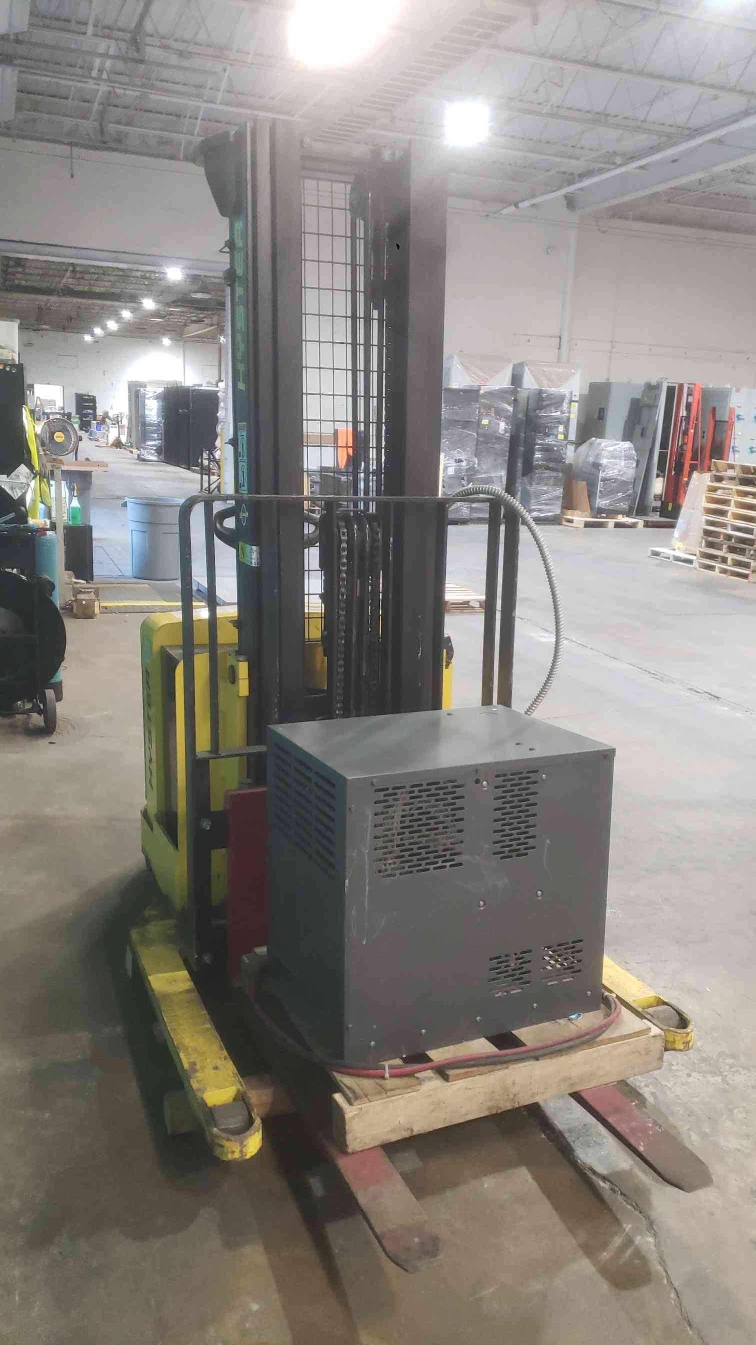 Hyster #W30ZA, Electric Walkie Straddle Stacker, 24 Volts, w/ Hawker HD Charger - Image 6