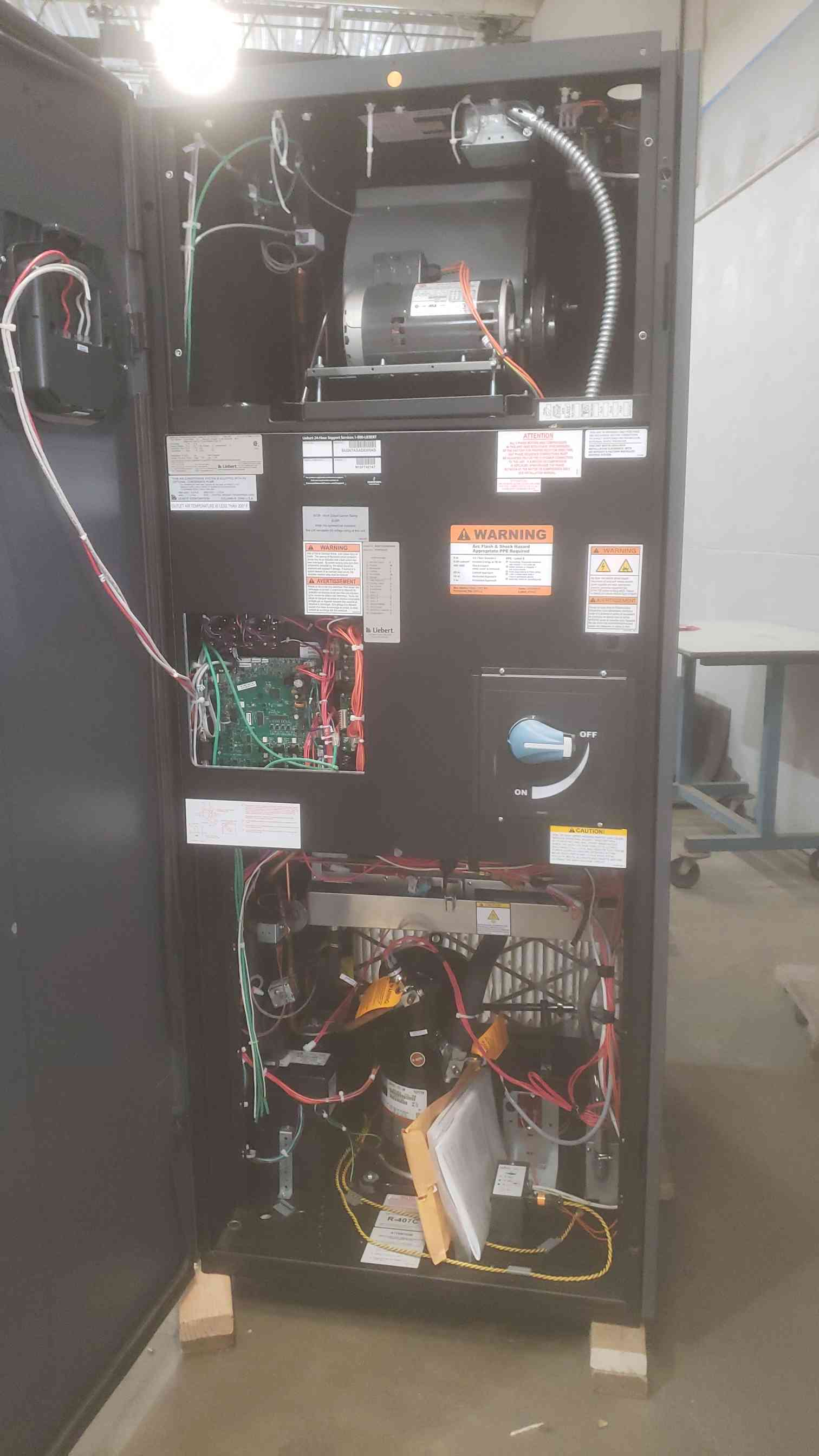 5 Ton Liebert #BU067A, CRAC Unit, R-407C, 460 Volts, 3 Phase, 2015 - Image 2