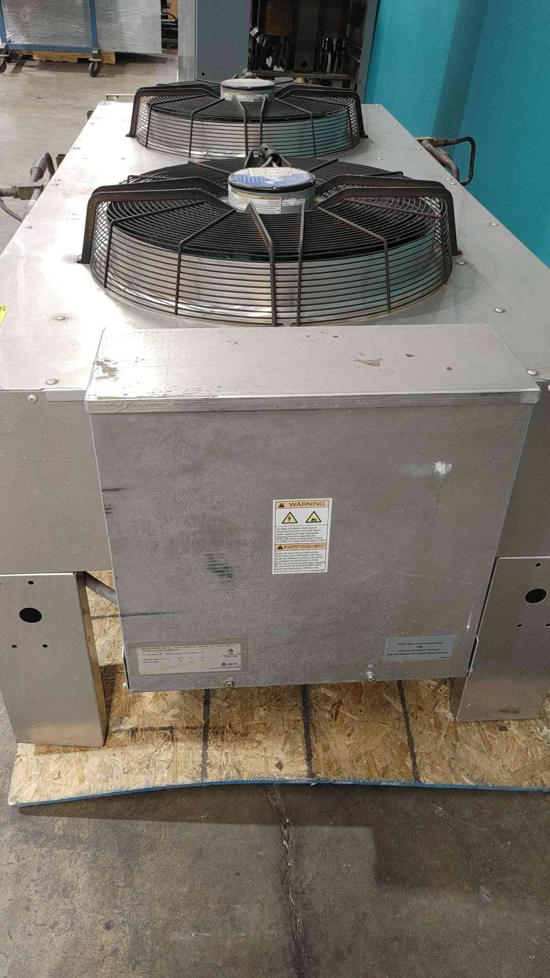 Vertiv Liebert #MCS056E8ADS889, Air Cooled Condenser, 460 Volts, 3 Phase, 2x Ziehl-Abegg EC Fans - Image 6