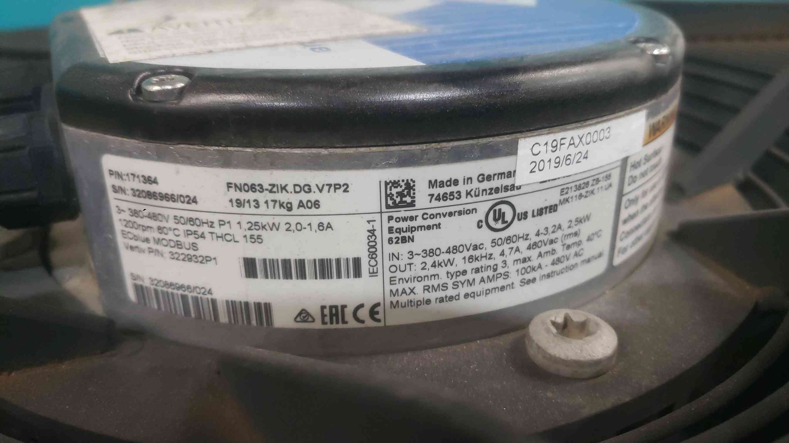Vertiv Liebert #MCS056E8ADS889, Air Cooled Condenser, 460 Volts, 3 Phase, 2x Ziehl-Abegg EC Fans - Image 10